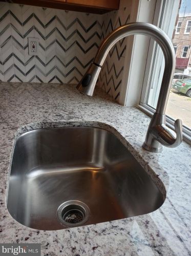 5151 C St, Philadelphia PA 19120-3621 exterior