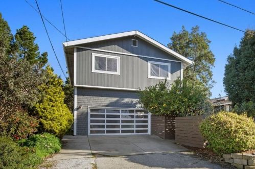 455 3rd Ave, Princeton By The Sea, CA 94019-5314