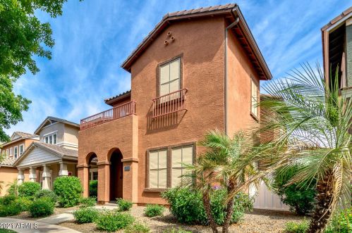 1460 Blackberry Ln, Gilbert, AZ 85296-8677