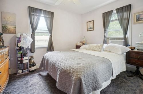 158 Norway Ln, South Plainfield NJ  07080-2810 exterior