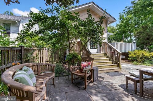 4600 Asbury Pl, Washington DC 20016-4326 exterior