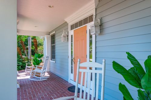 1050 Lake Hollingsworth Dr, Lakeland FL  33803-2267 exterior