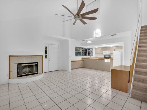 7307 36th Ct, Vero Beach, FL 32967-5757