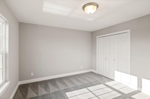 10188 Sentry Dr, Dyer IN  46373 exterior