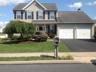 2310 Black Forest Dr, Ironton, PA 18037-2281