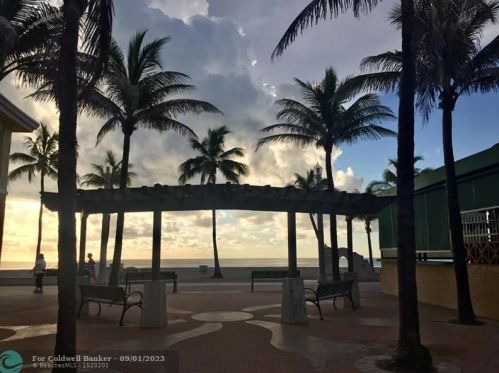 649 Sheridan St, Dania Beach FL  33004-4608 exterior
