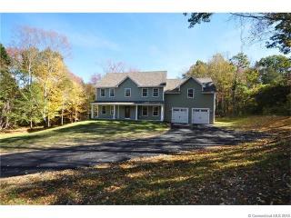 409 Jones St, Amston, CT 06231-1500