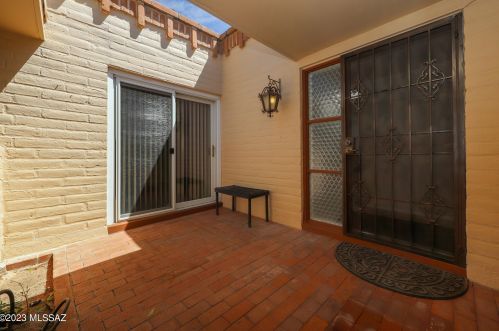 2434 Sahuara Ave, Tucson, AZ 85712-2331