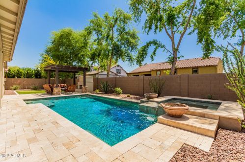 1525 Scorpio Pl, Chandler AZ 85249-5126 exterior