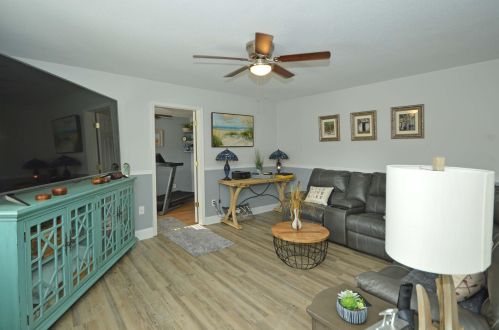 3 7th St, Shalimar FL  32579-2114 exterior