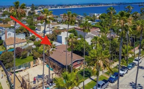 4127 Bayard St, San Diego, CA 92109-5006