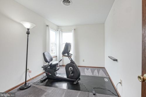 5 Stonegate Ct, Blenheim NJ  08012-5356 exterior