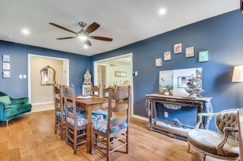 2518 Bridal Wreath Ln, Dallas TX  75233-3304 exterior