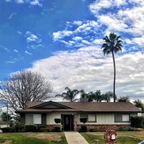 2400 Bladen St, Bakersfield, CA 93309-4513