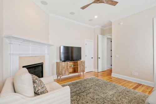 109 Shelmore Blvd, Mount Pleasant SC  29464-6614 exterior