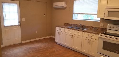 1420 25th St, Saint Petersburg FL  33713-5650 exterior
