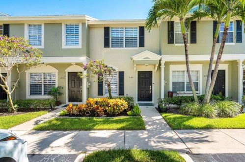 834 Kokomo Key Ln, Delray Beach, FL 33483-6028
