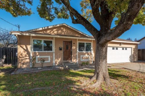 4913 Sea Wolf Dr, Santa Rosa, CA 95409-3526