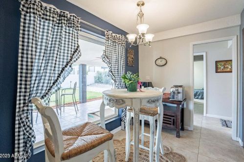 13229 8th Ave, Phoenix AZ  85029-1808 exterior