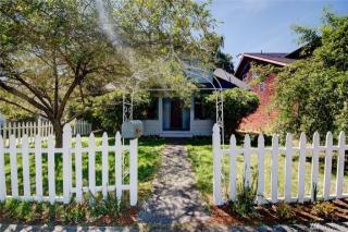 6045 48th Ave, Seattle, WA 98136-1321