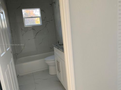 410 Lotus Ave, Sebring FL  33872-3321 exterior