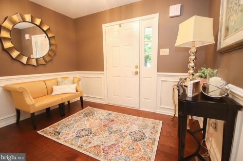 406 Lynrose Ct, Norristown, PA 19406-1782