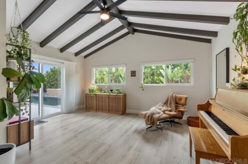 3987 Broadlawn St, San Diego CA 92111-3318 exterior