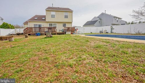 124 Meadowrue Ln, Wenonah NJ  08090-2063 exterior