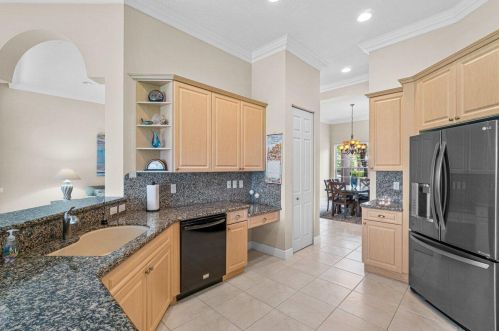 6640 Catania Dr, Boynton Beach FL  33472-7354 exterior