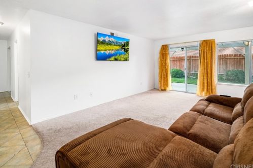 44021 Andale Ave, Lancaster CA  93535-4120 exterior