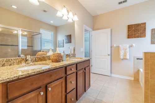 11539 Balintore Dr, Riverview FL  33579-3918 exterior