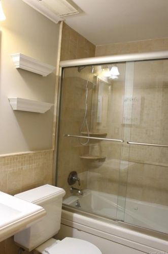 172 Barnes Rd, Washingtonville NY  10992-1932 exterior