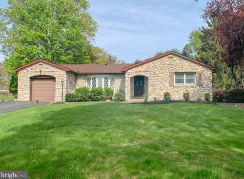 107 Lynford Rd, Southampton, PA 18954-1362