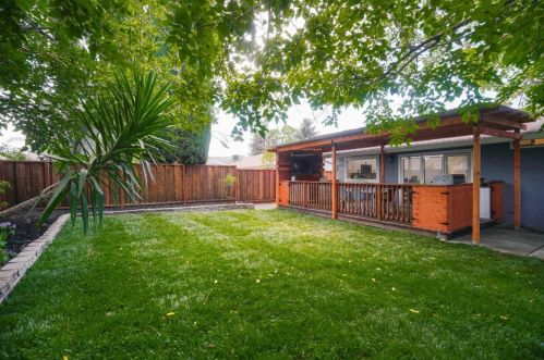 1317 Hibiscus Way, Livermore CA  94551-1315 exterior