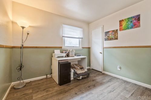 24 Main St, East Brunswick NJ  08816-4768 exterior