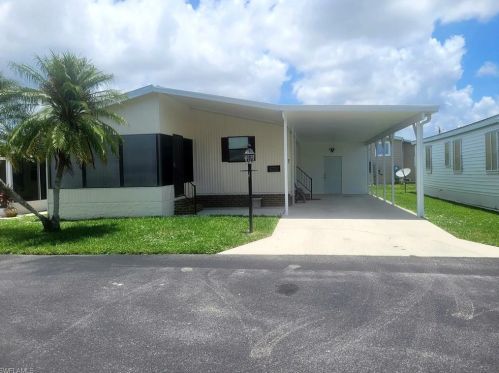 31 Amethyst Ave, Naples, FL 34114-8233