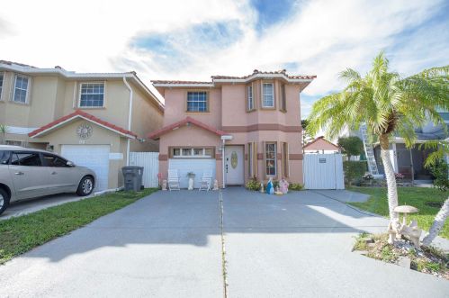 81 Plumage Ln, West Palm Beach, FL 33415-2660
