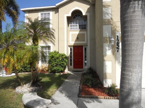 1257 Melrose Ave, Fort Pierce, FL 34953-4832