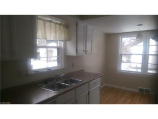 24111 Edgehill Dr, Cleveland OH  44122-1229 exterior