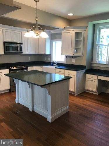 47 Estaugh Ave, Tavistock NJ  08033-2505 exterior
