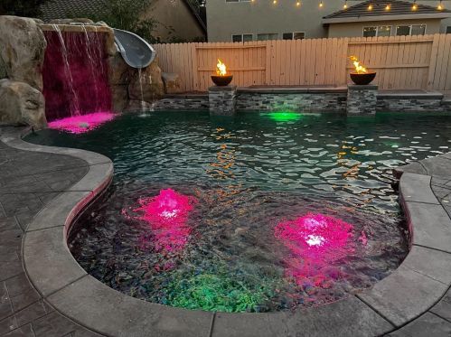 1305 Oak Leaf Cir, Valley Home CA 95361-2769 exterior