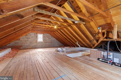 106 Roselle Ave, Lancaster PA  17603-6672 exterior