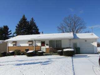 410 Indiana Ave, Hermitage, PA 16121-1705