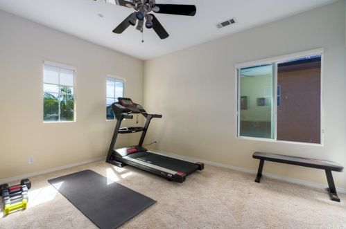 2523 Skytop Ct, Orange CA  92867-6492 exterior