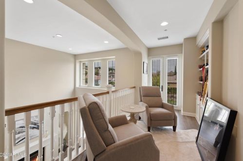 2163 Silverstar St, Simi Valley CA  93065-0591 exterior