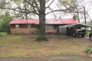 311 Woodland Ave, Somerville, TN 38075-4835