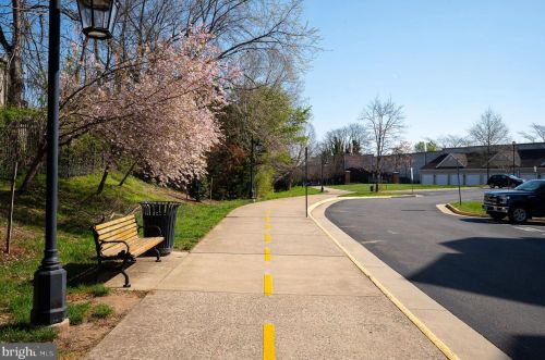 621 Cobblestone Blvd, Fredericksburg VA  22401-6146 exterior