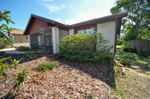 2480 Parkview Ave, Orange City, FL 32763-7934