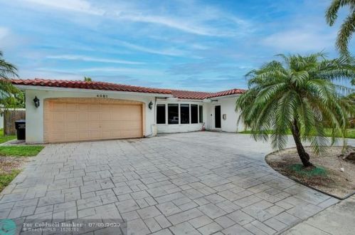 4081 38th Ave, Hollywood FL  33021-1934 exterior