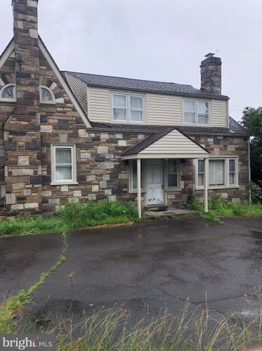 901 Lansdale Ave, Lansdale, PA 19446-1619